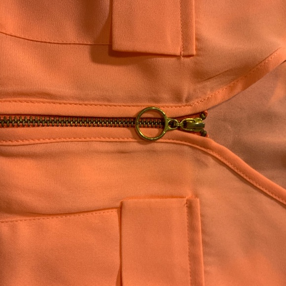 RUE 21 Zipper Top - Picture 4 of 4